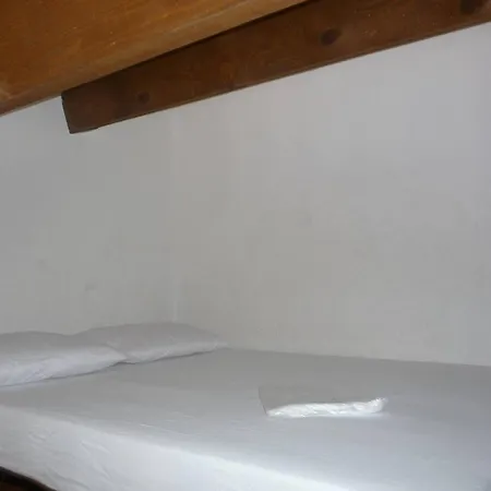 Villa Maison Climatisee Avec Terrasse Et Parking Pres De La - Fr-1-782-77 Le Barcares